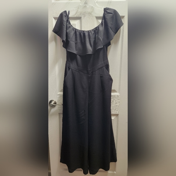 Off Shoulder Wide Leg Jumpsuit - Picture 2 of 4